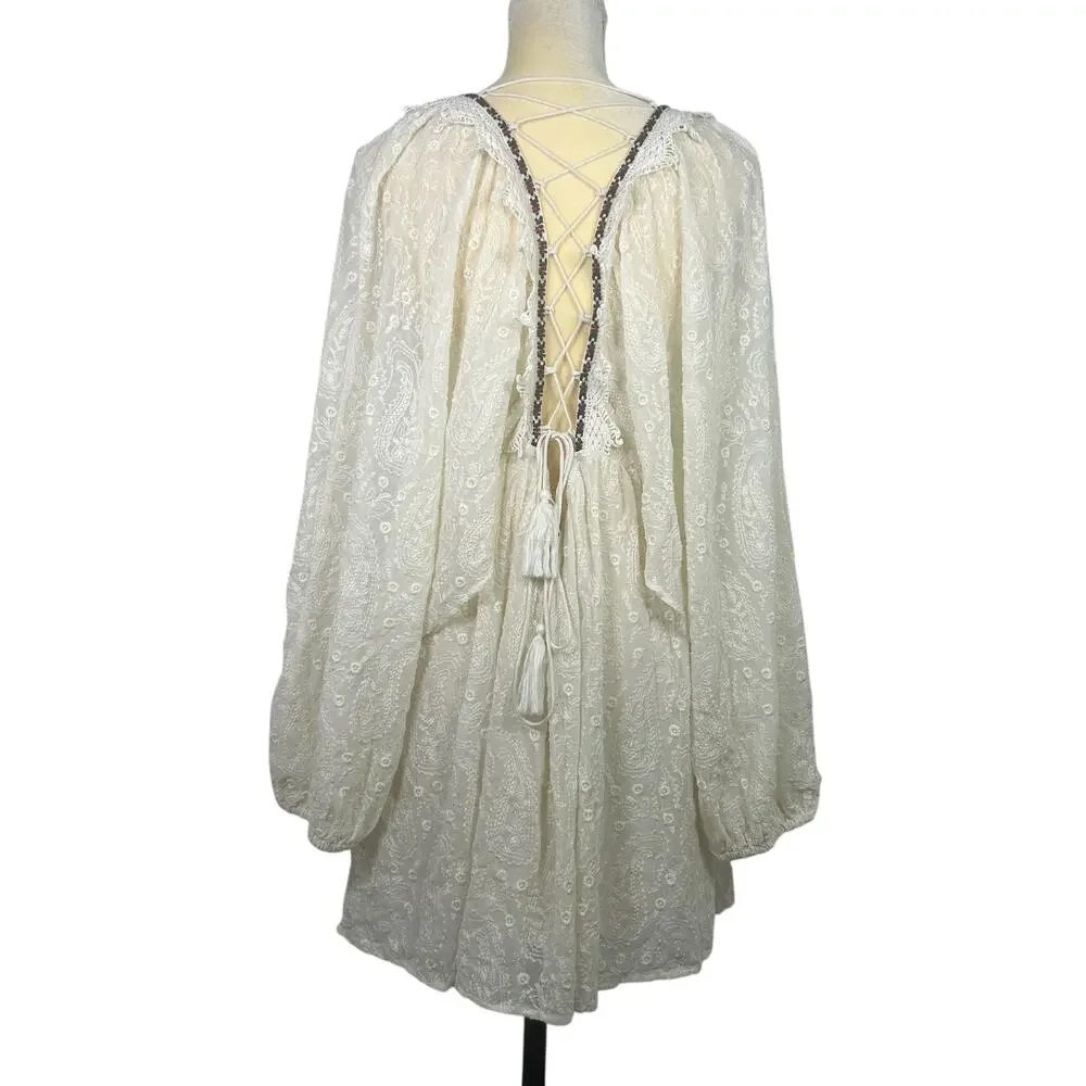 Free People Circle Of Love Embroidered MIni Dress V Neck Lace Up Back Size 12 - Picture 6 of 13